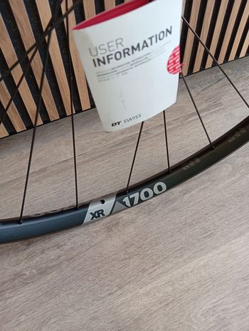 Used Dt Swiss XR 1700 Wheels bike — image 4 of 5