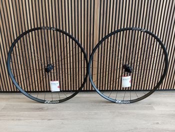 Used Dt Swiss XR 1700 Wheels bike
