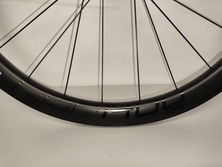 Used Dt Swiss GRC 1400 SPLINE Wheel bike — image 2 of 3