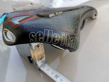 Used Selle Italia Max F-lite gel flow bike — image 8 of 9