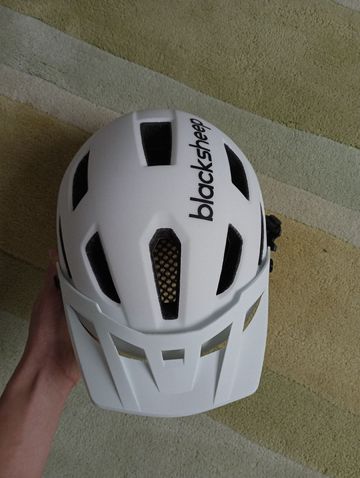 Used BlackSheep MTB CROSS Helmet bike — image 3 of 5