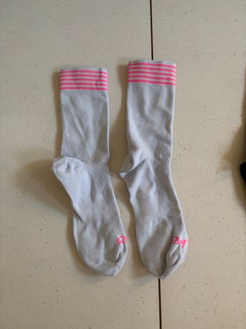 Used Rapha RCC Classic Jersey bike — image 5 of 8