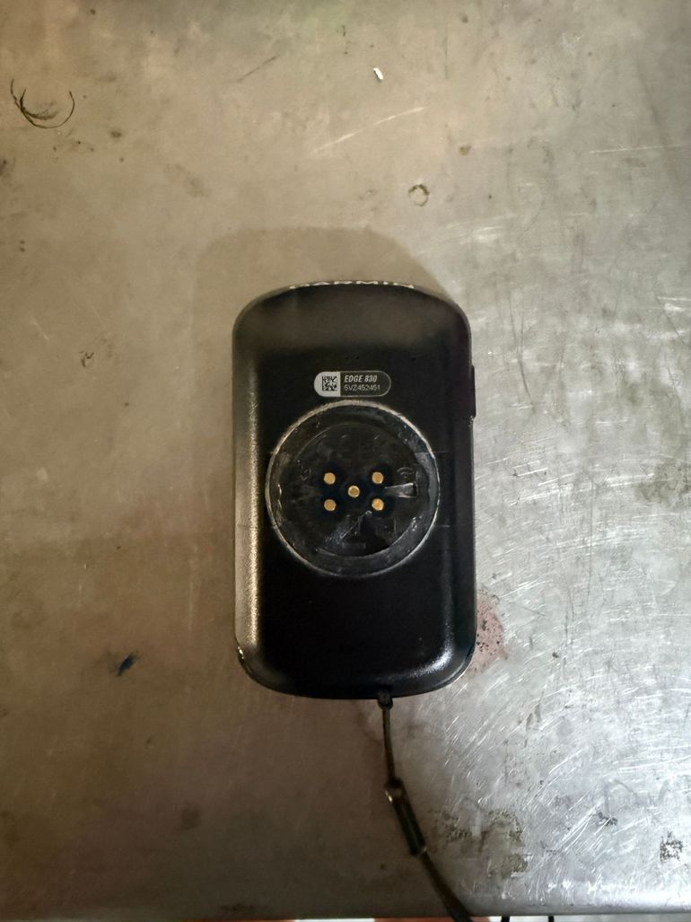Used Garmin Edge 830 GPS Cycling Computer 2022 bike — image 2 of 5