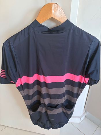 Used Rapha RCC Pro Team Jersey bike — image 3 of 3