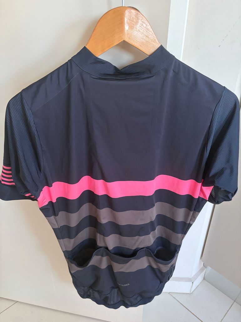 Used Rapha RCC Pro Team Jersey bike — image 3 of 3