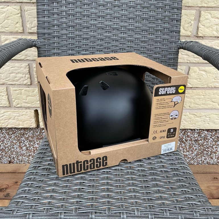 Used Nutcase Street MIPS Helmet bike — image 8 of 8
