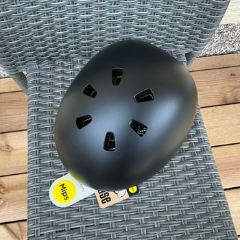 Used Nutcase Street MIPS Helmet bike — image 5 of 8