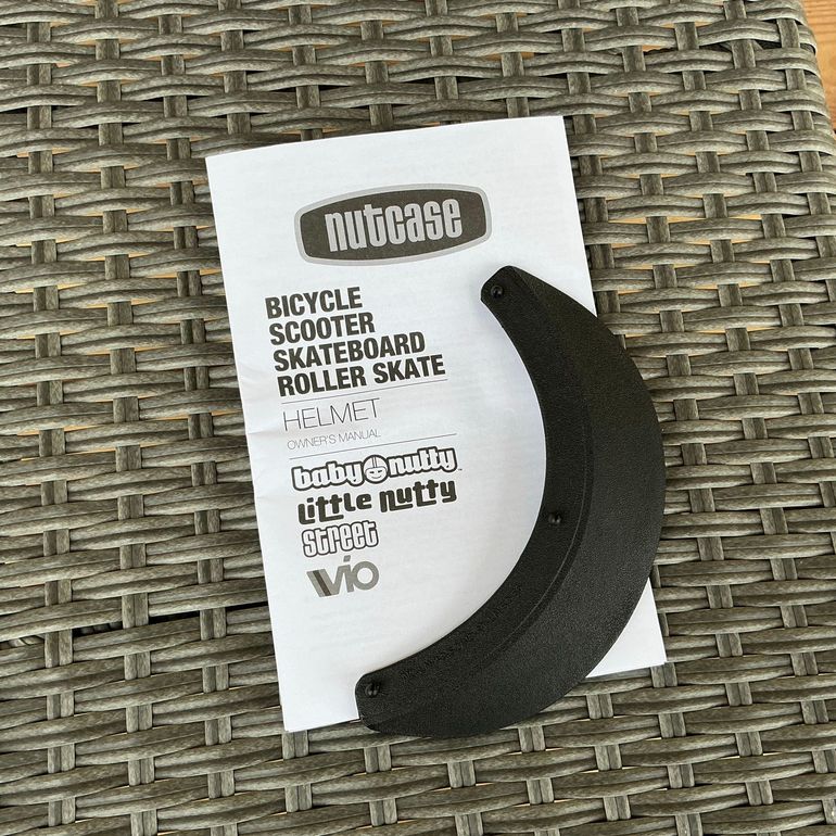 Used Nutcase Street MIPS Helmet bike — image 7 of 8