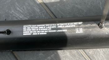 Used Mavic Allroad Pro Carbon SL Disc 2022 bike — image 11 of 12
