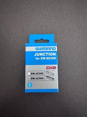 Used Shimano EW-JC304 4-Port Junction bike