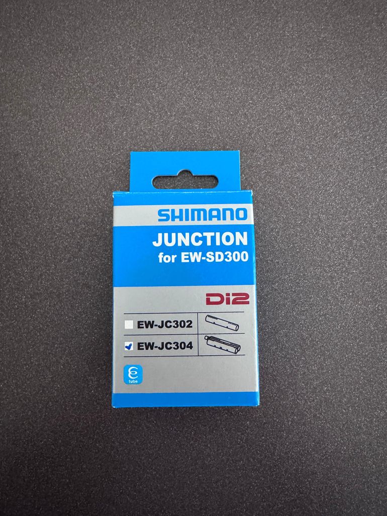 Used Shimano EW-JC304 4-Port Junction bike — image 1 of 2