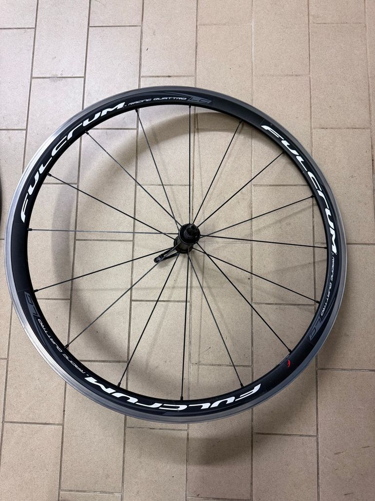 Used Fulcrum Racing Quattro LG bike — image 1 of 2