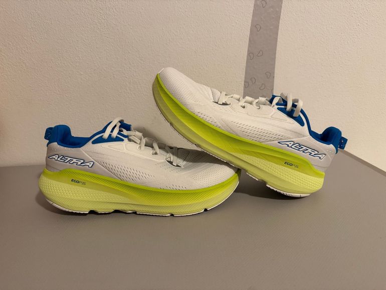 Used Altra FWD Via 2 2026 bike — image 2 of 5