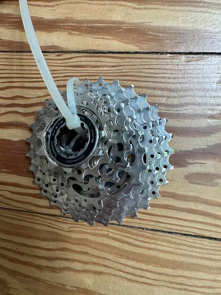 Used Shimano 105 CS-R7000 11-30 bike — image 1 of 2