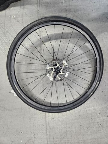Używany Triban 500 Disc Wheelset bike — zdjęcie 1 z 5