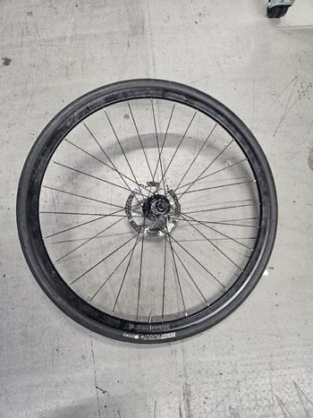 Used Triban 500 Disc Wheelset bike — image 2 of 5