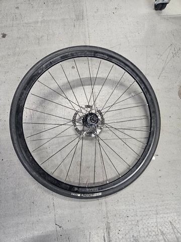 Używany Triban 500 Disc Wheelset bike — zdjęcie 2 z 5