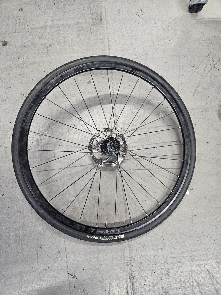 Used Triban 500 Disc Wheelset bike — image 2 of 5
