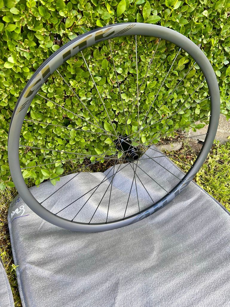 Used Elite-Wheels Carbon 29er MTB Wheelset 2026 bike — image 4 of 6
