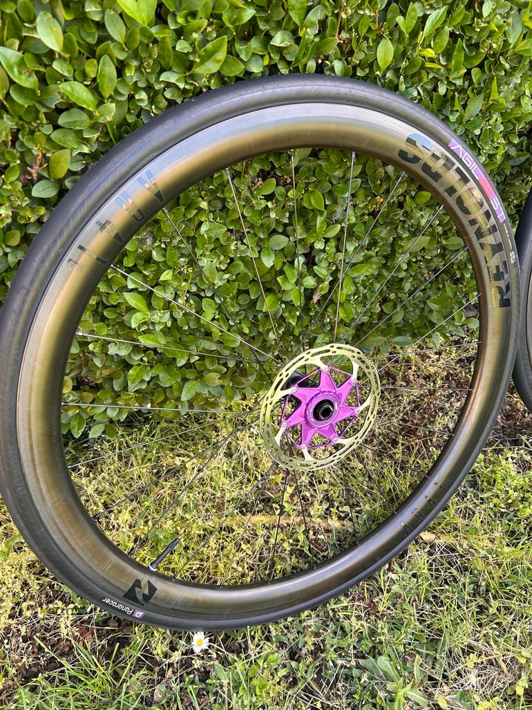 Used Reynolds AR41 disc Carbon Wheelset bike — image 3 of 6