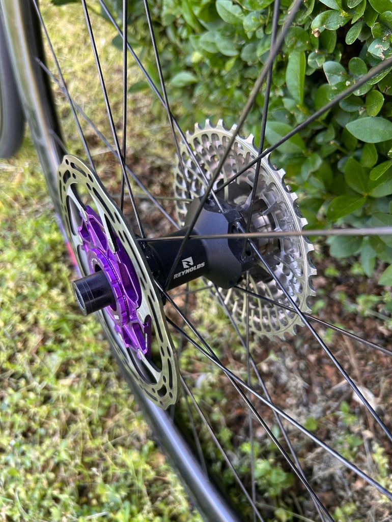Used Reynolds AR41 disc Carbon Wheelset bike — image 5 of 6
