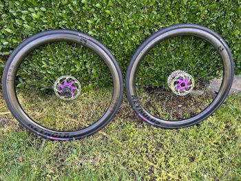 Used Reynolds AR41 disc Carbon Wheelset bike — image 2 of 6