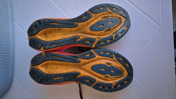Used Asics Novablast 3 2022 bike — image 6 of 6