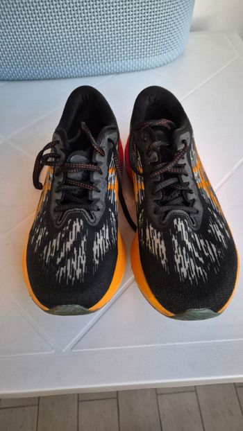 Used Asics Novablast 3 2022 bike