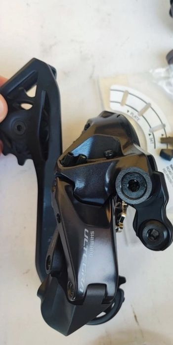 Used Shimano Ultegra R8170 Di2 12-speed Groupset 2026 bike — image 6 of 6