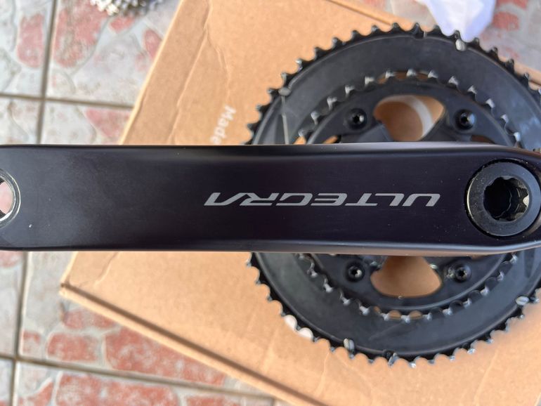 Used Shimano Ultegra R8170 Di2 12-speed Groupset 2026 bike — image 4 of 12