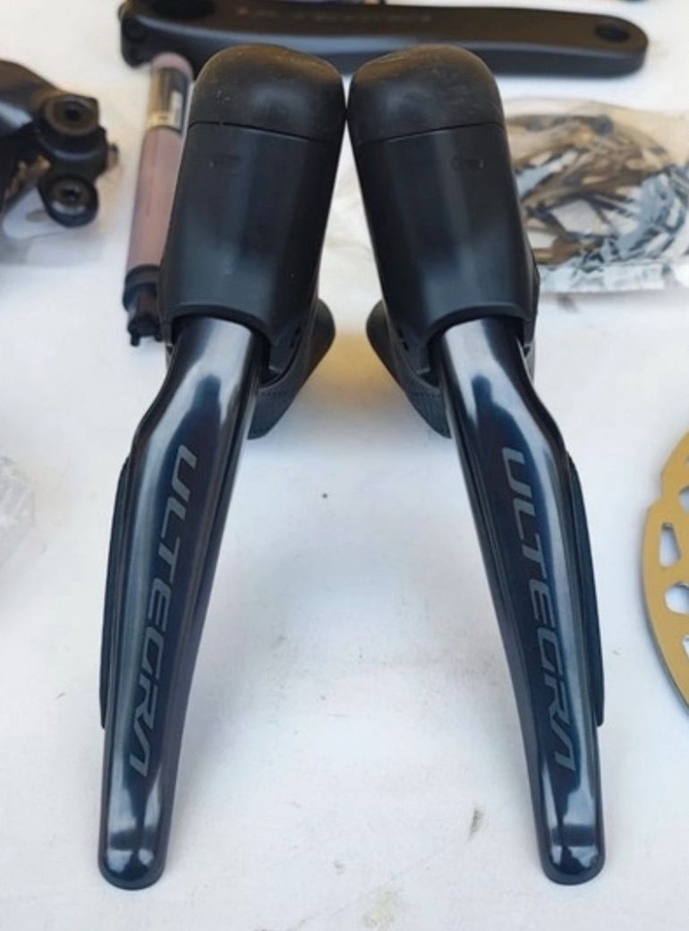 Used Shimano Ultegra R8170 Di2 12-speed Groupset 2026 bike — image 3 of 6