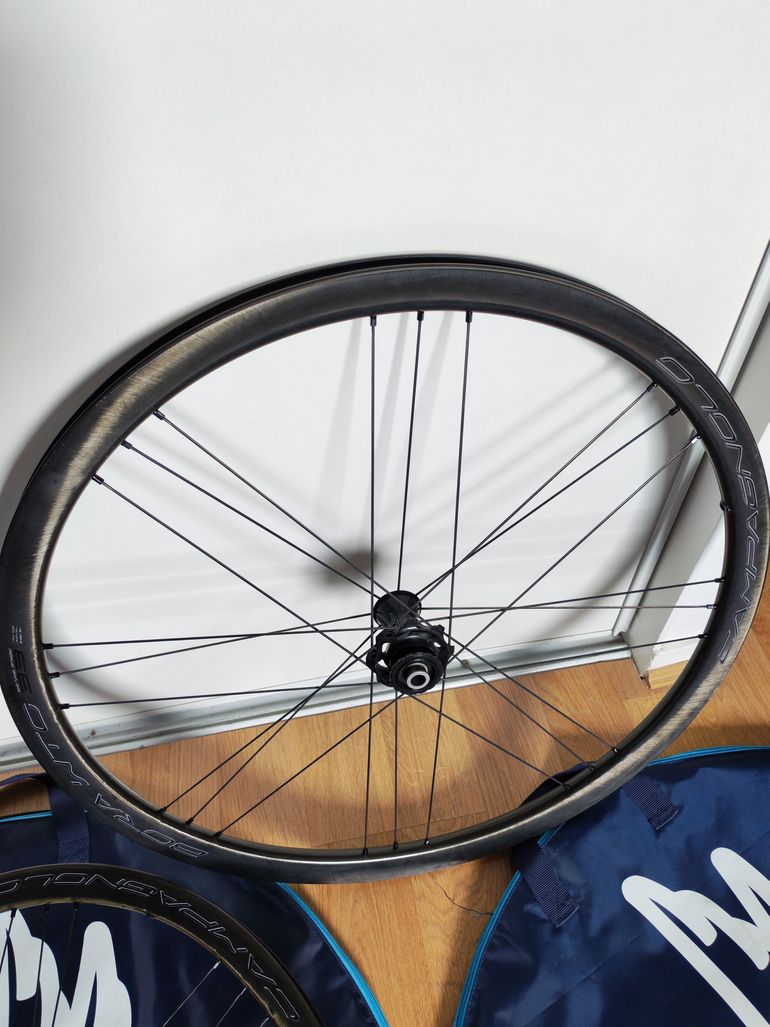 Used Campagnolo Bora WTO 33 Dark Label Disc bike — image 10 of 12