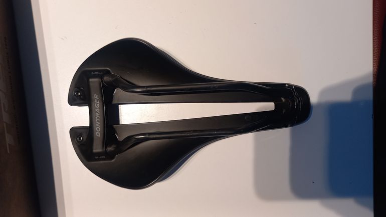 Used Bontrager Aeolus Pro Carbon 2025 bike — image 3 of 5
