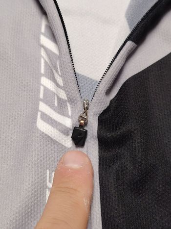 Used Specialized Maglia Ciclismo 2012 bike — image 5 of 6