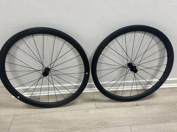 Used Syncros Capital 1.0 40mm 2026 bike — image 2 of 5