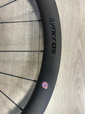 Used Syncros Capital 1.0 40mm 2026 bike — image 4 of 5