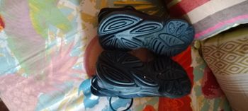 Used Adidas Ozweego Noir Taille 37.5 bike — image 5 of 5