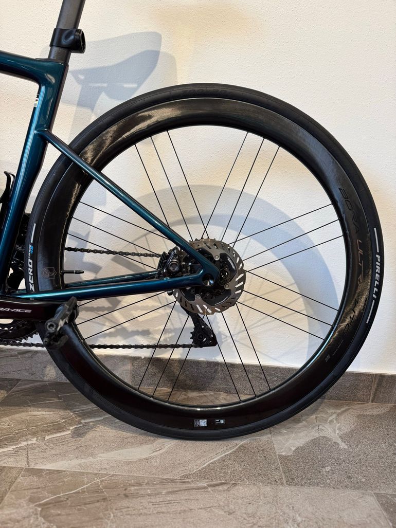 Used Campagnolo Bora Ultra WTO 45 bike — image 4 of 11