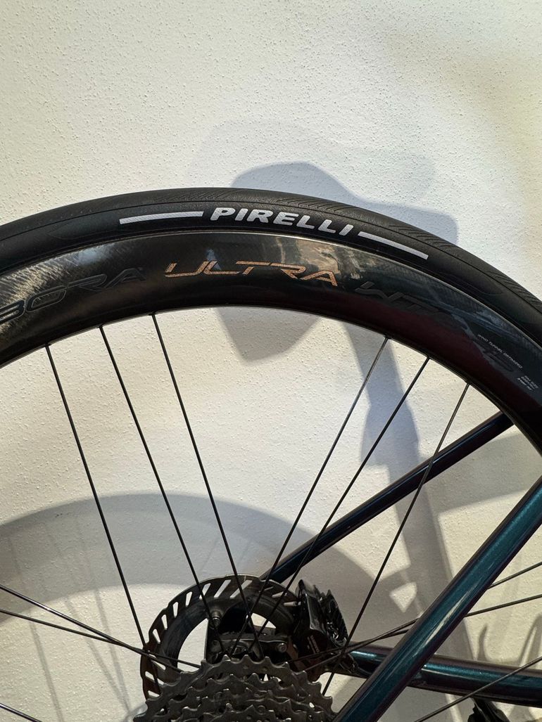 Used Campagnolo Bora Ultra WTO 45 bike — image 9 of 11