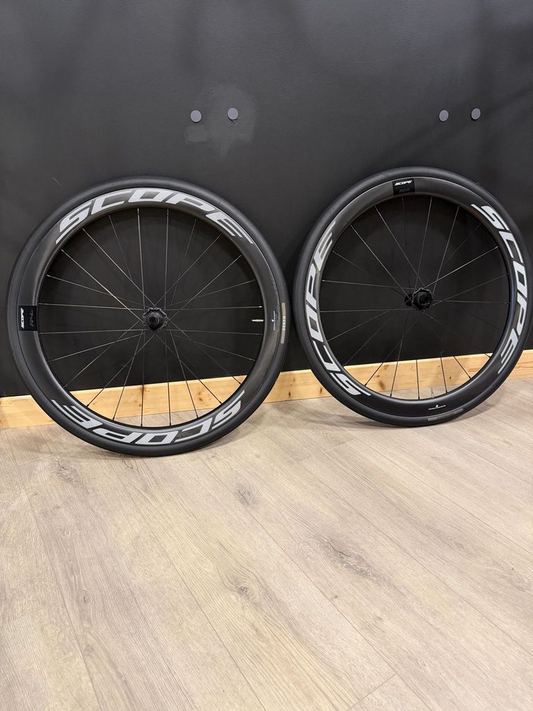 Used Scope R4.A Wheelset 2025 bike — image 1 of 3