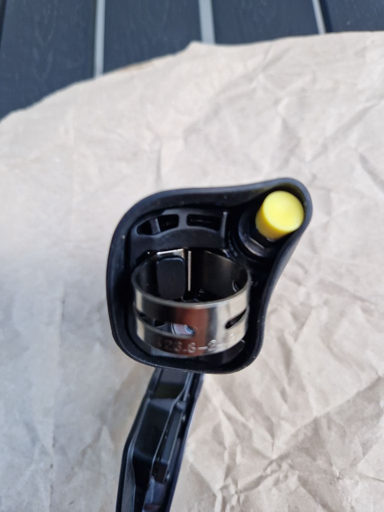 Used Shimano Ny ultegra DI2 11s Hydralisk disk venstregreb 2026 bike — image 7 of 8