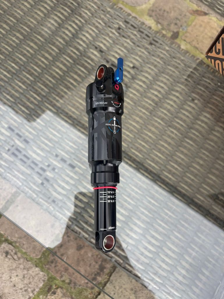 Used RockShox Demper 2024 bike — image 1 of 4