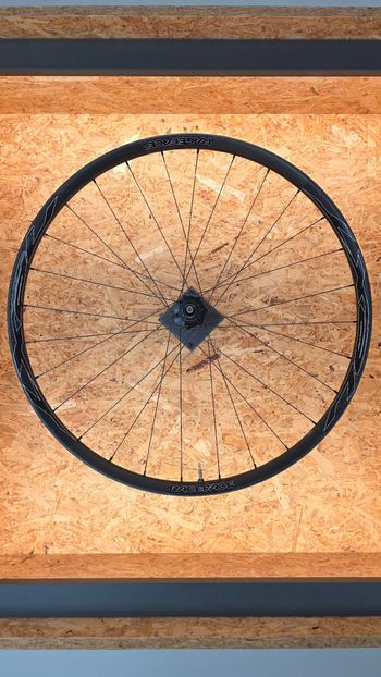Used Race Face Next SL Carbon Boost 29 2022 bike — image 9 of 13