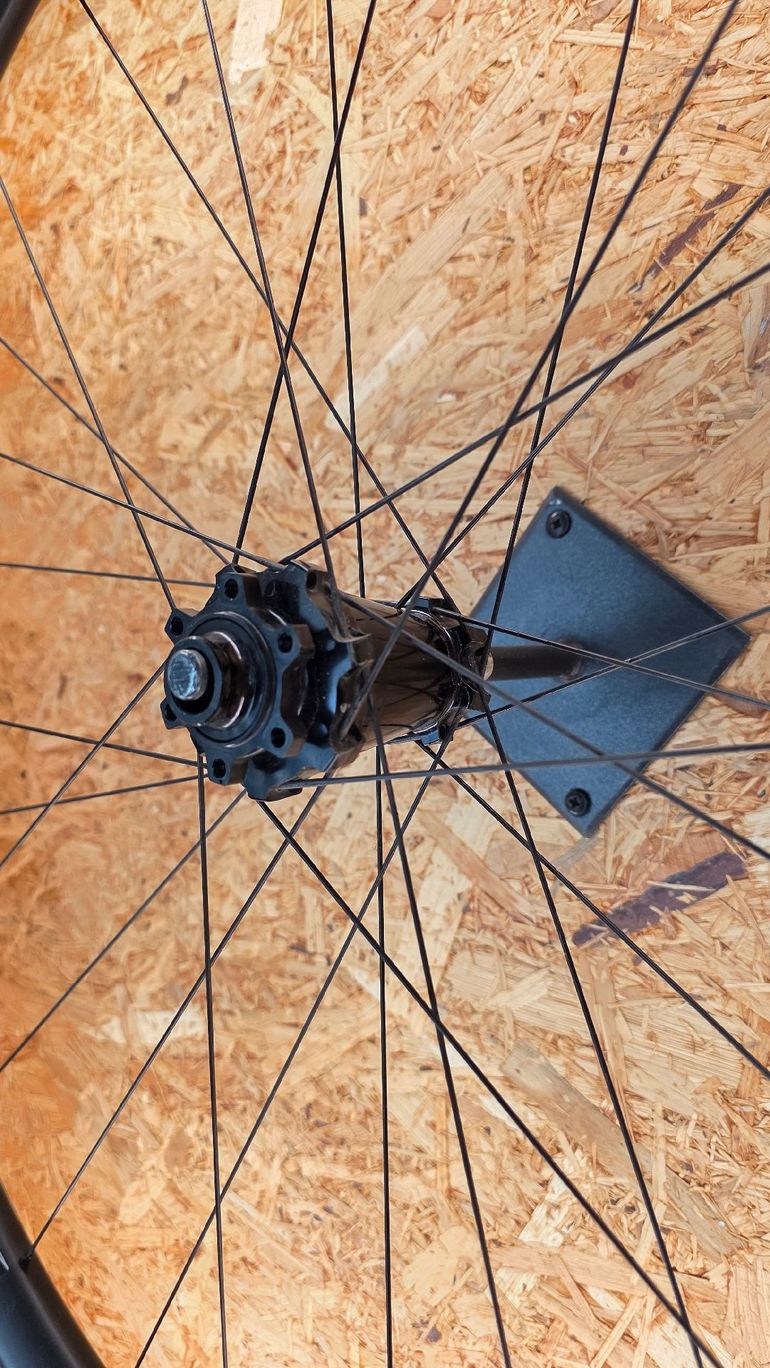 Used Race Face Next SL Carbon Boost 29 2022 bike — image 10 of 13