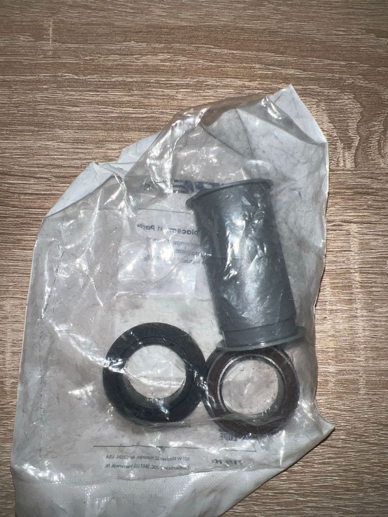 Used Trek BB90/BB95 Steel Bottom Bracket Kit bike — image 1 of 2