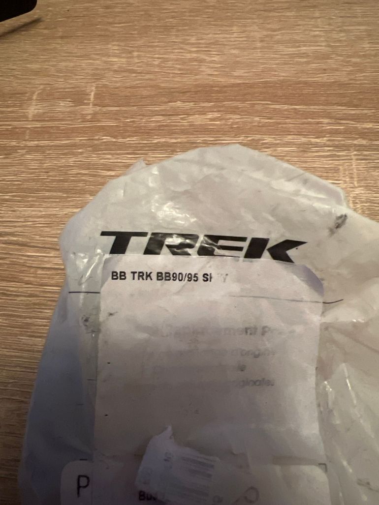 Used Trek BB90/BB95 Steel Bottom Bracket Kit bike — image 2 of 2