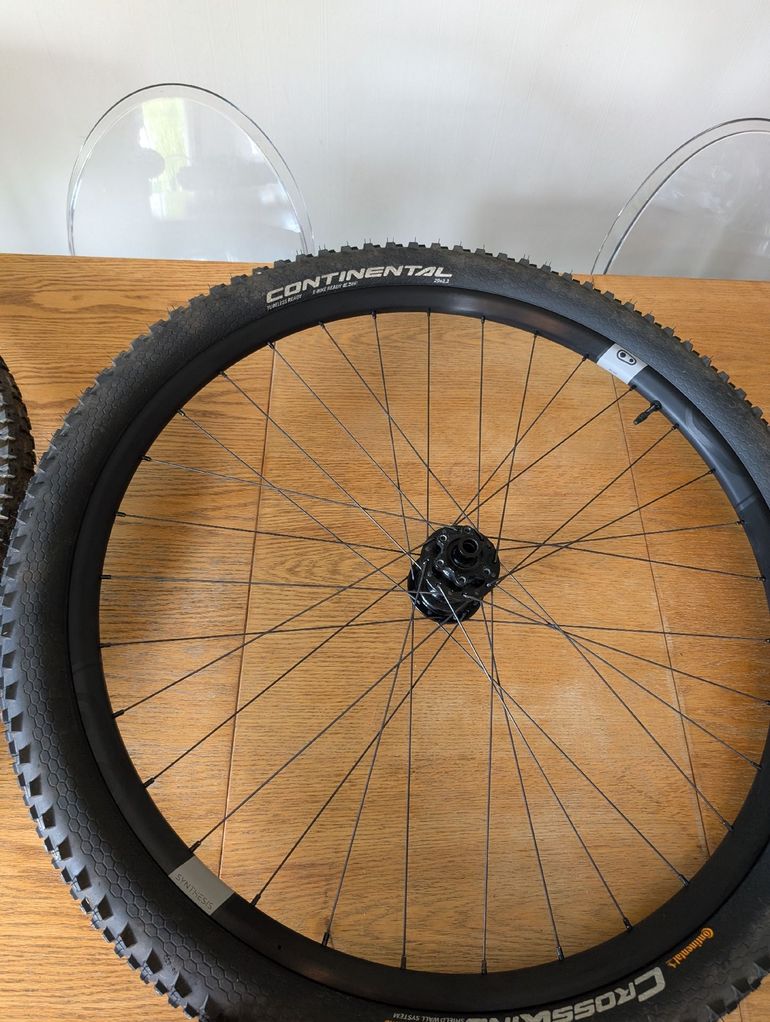Used Crankbrothers Synthesis XCT I9 2025 bike — image 10 of 10