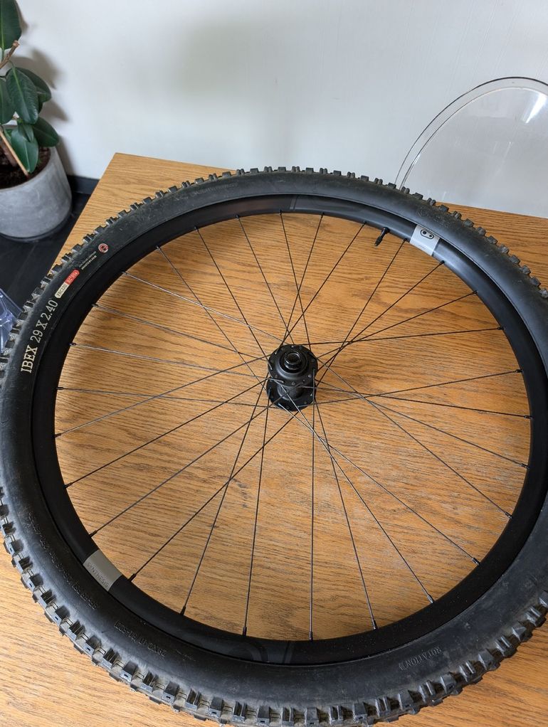 Used Crankbrothers Synthesis XCT I9 2025 bike — image 7 of 10