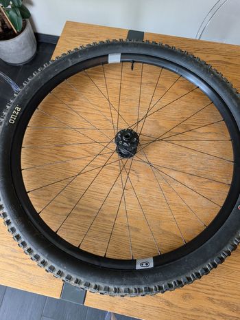 Used Crankbrothers Synthesis XCT I9 2025 bike — image 8 of 10