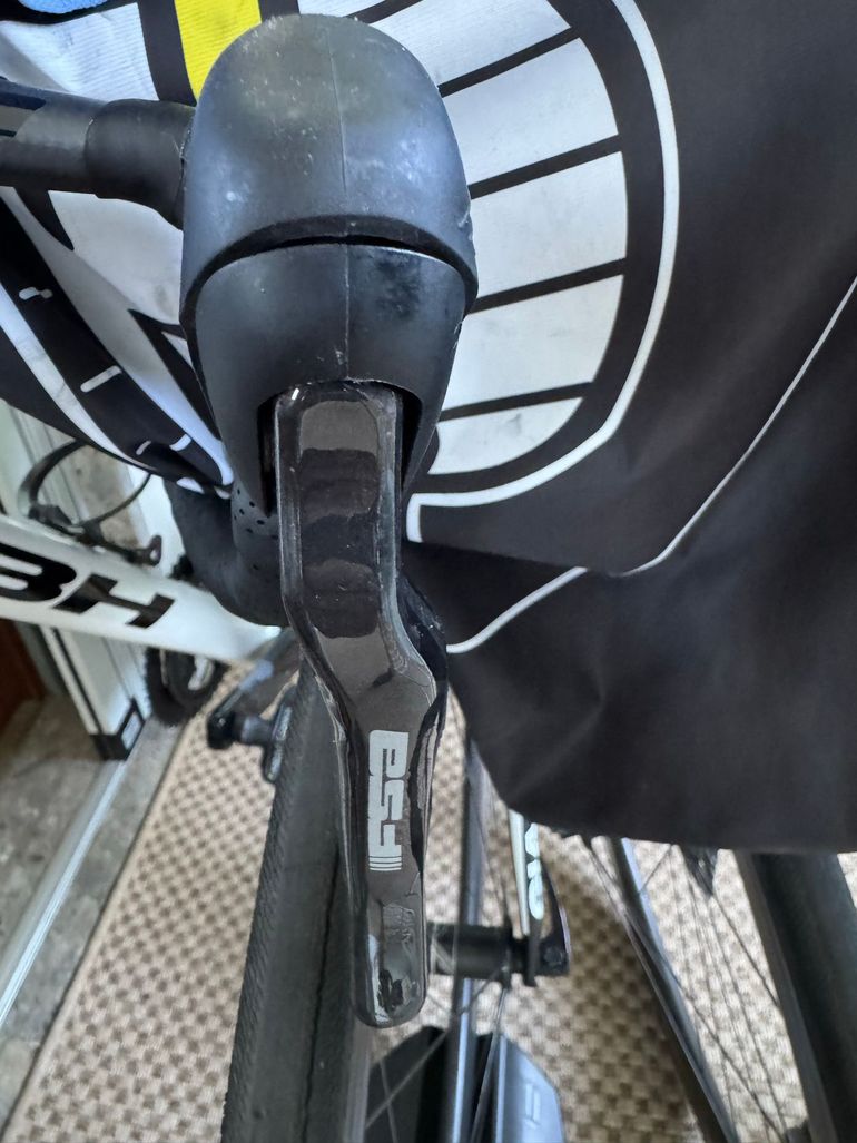 Used Fsa K-Force WE 12-speed Groupset 2026 bike — image 2 of 9